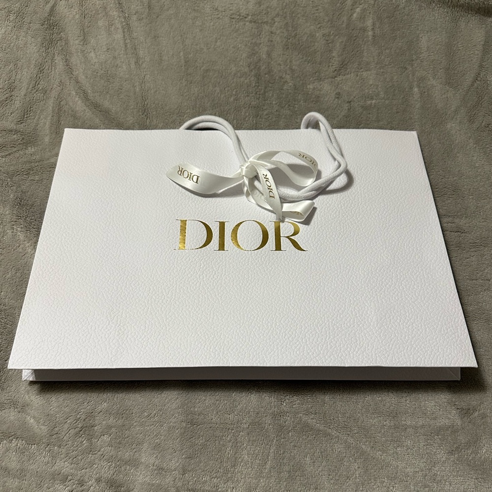 🆕Dior gift bag new - Picture 4 of 8